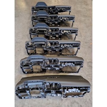 Dashboard VW Golf 8 NEW ORIGINAL 5H1857003M
