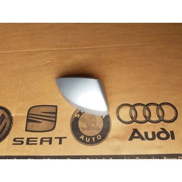 Side mirror Audi A3 8V Z7G Cover exterior mirror right Silver