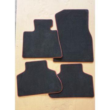 Mat set BMW X5 G05 Original Red 0022067010