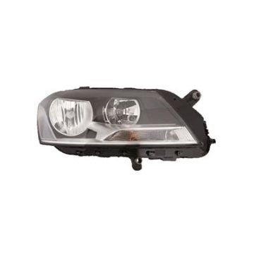 Volkswagen Passat B7 2010-2014 Headlight Right
