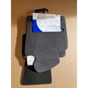 Mat set VW Passat 3C1 B6 B7 CC floor mats Original New